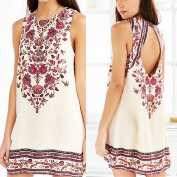 Veste Urban Outfitters Ecote Paisley - Taille M, Manches 3/4, Occasion Très Bon état